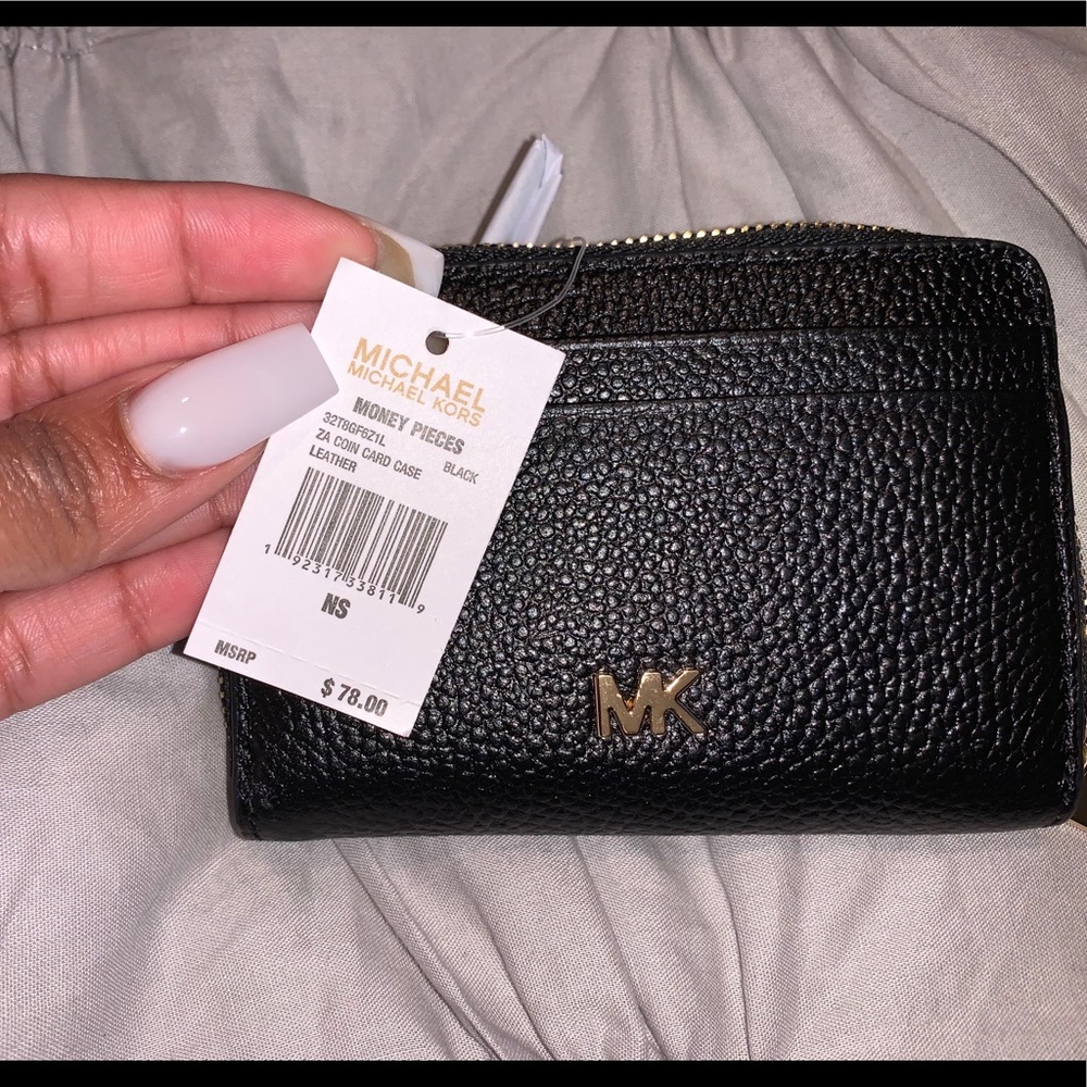 Micheal kors black mini wallet